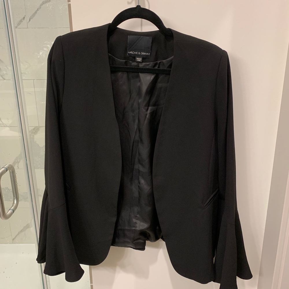 NEW W/O TAGS Bell Sleeve Blazer